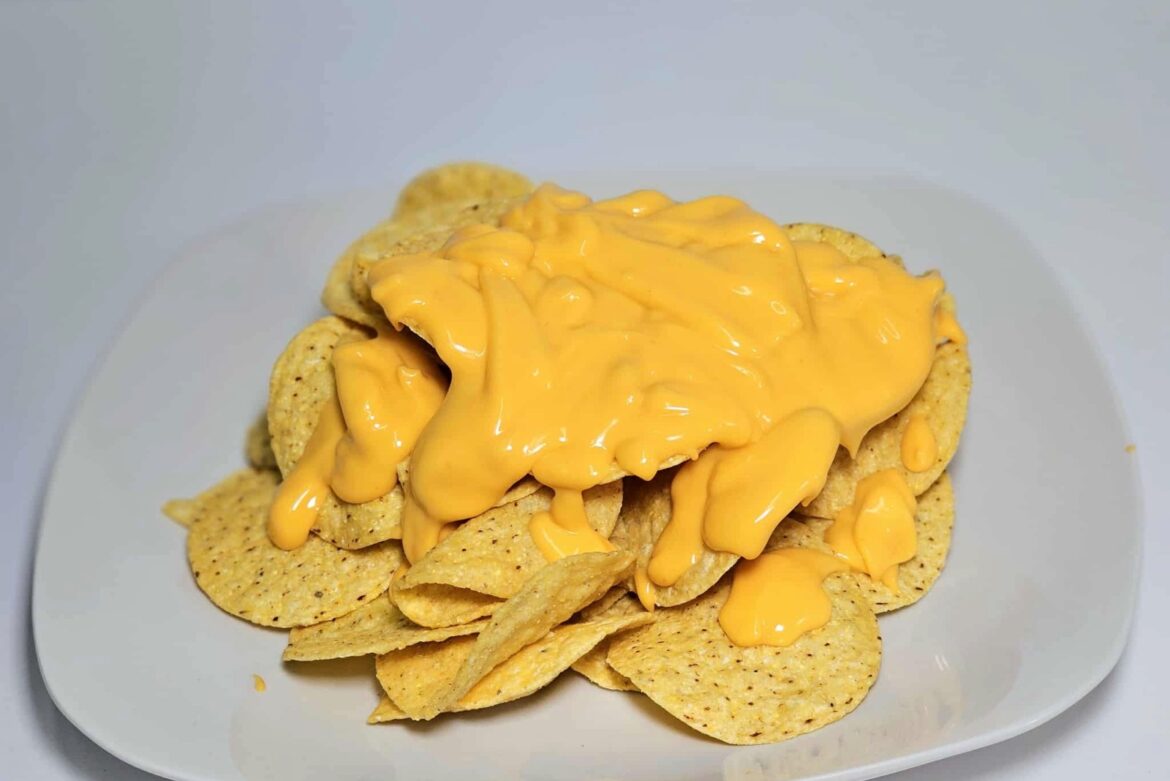 Cheesy Nachos
